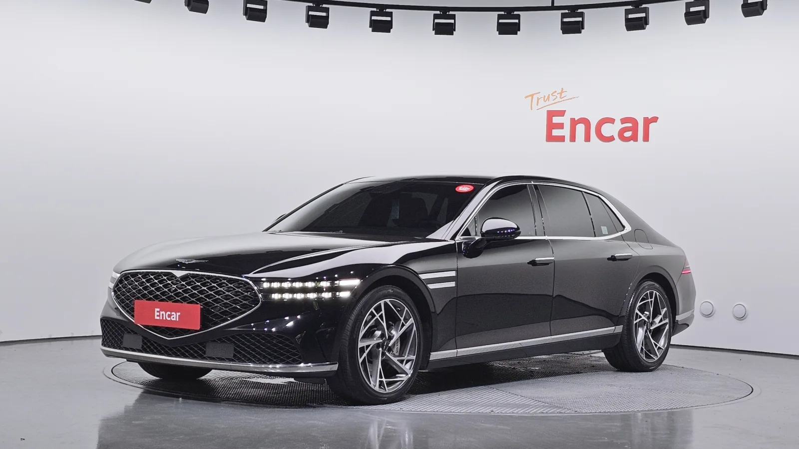 2022 Genesis G90