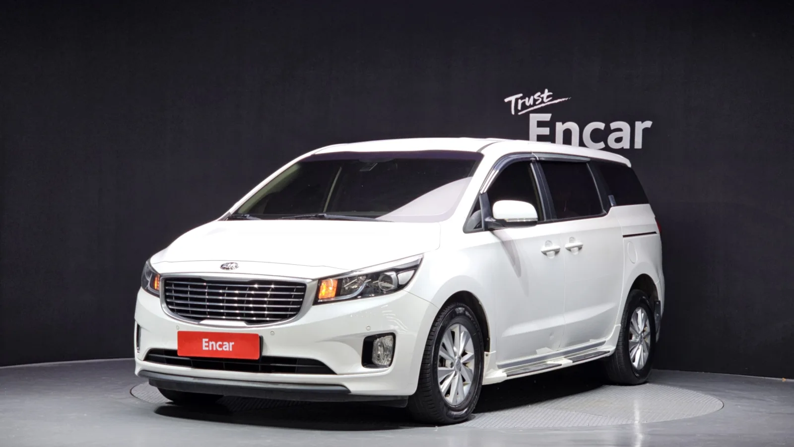 2017 Kia Carnival