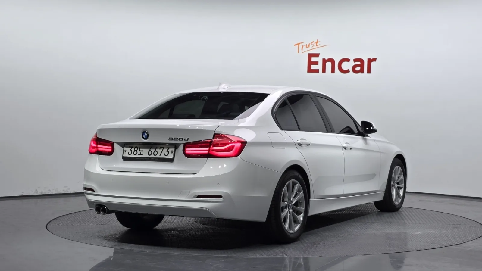 2018 BMW 3-Series