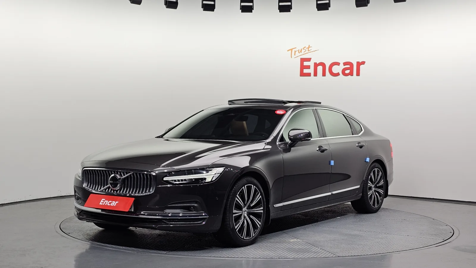 2023 Volvo S90