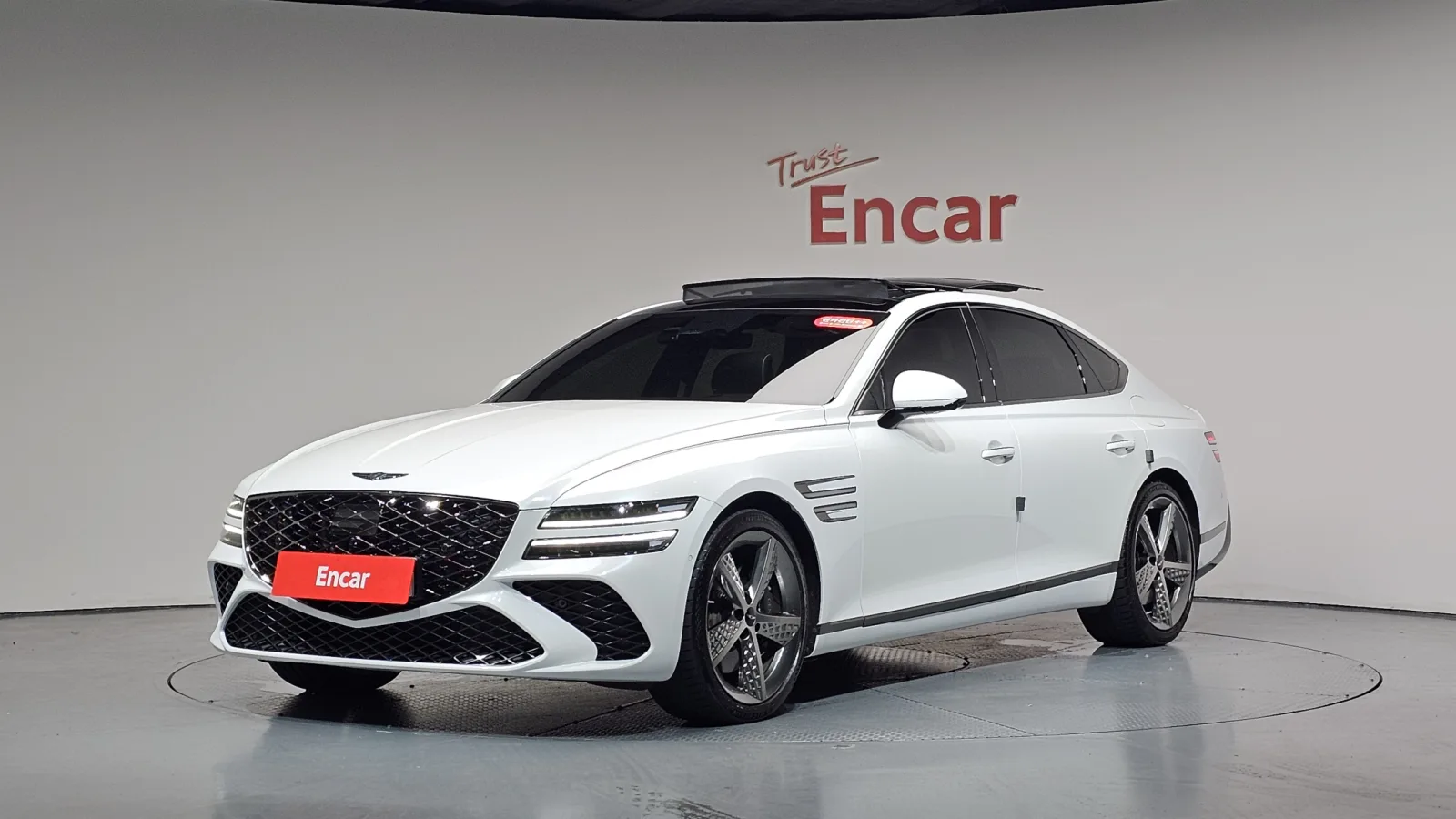 2025 Genesis G80