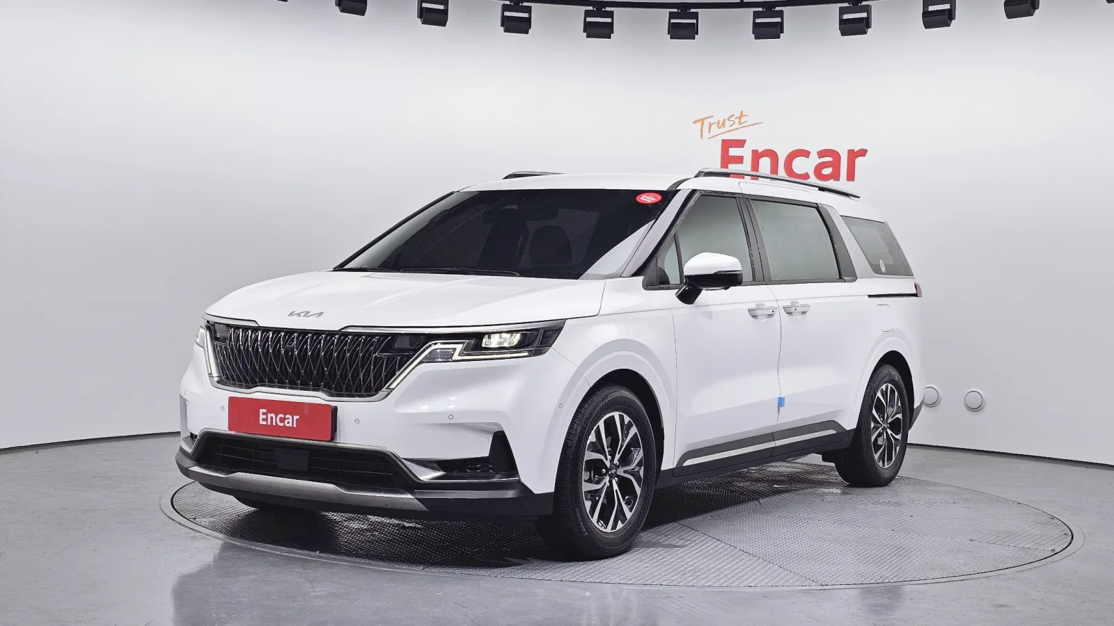 2023 Kia Carnival