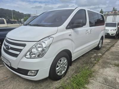 2017 Hyundai Starex