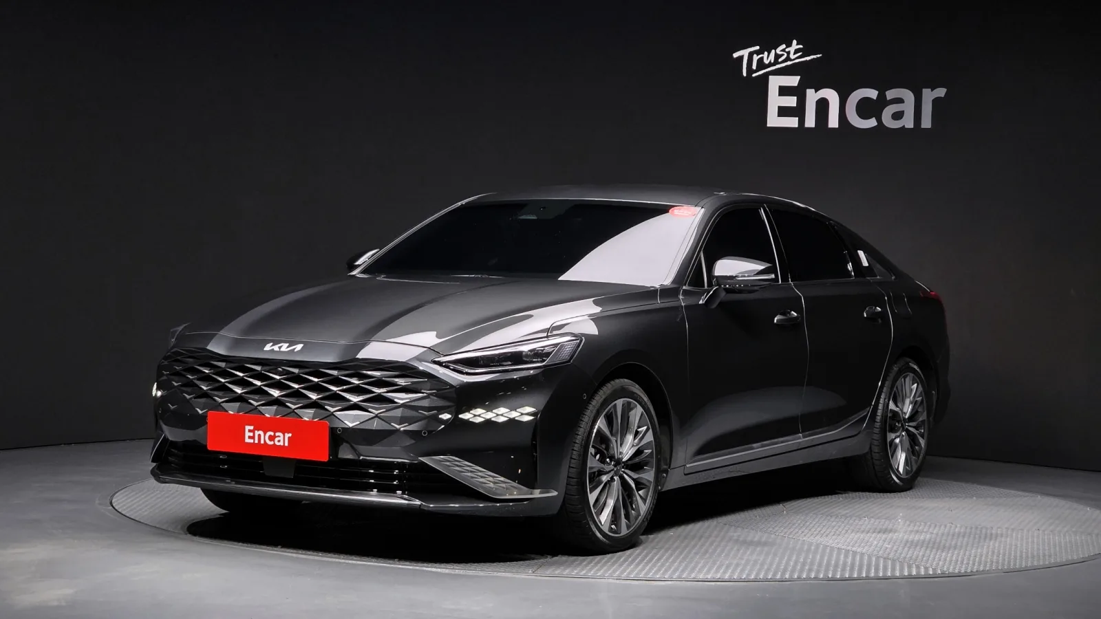 2023 Kia K8