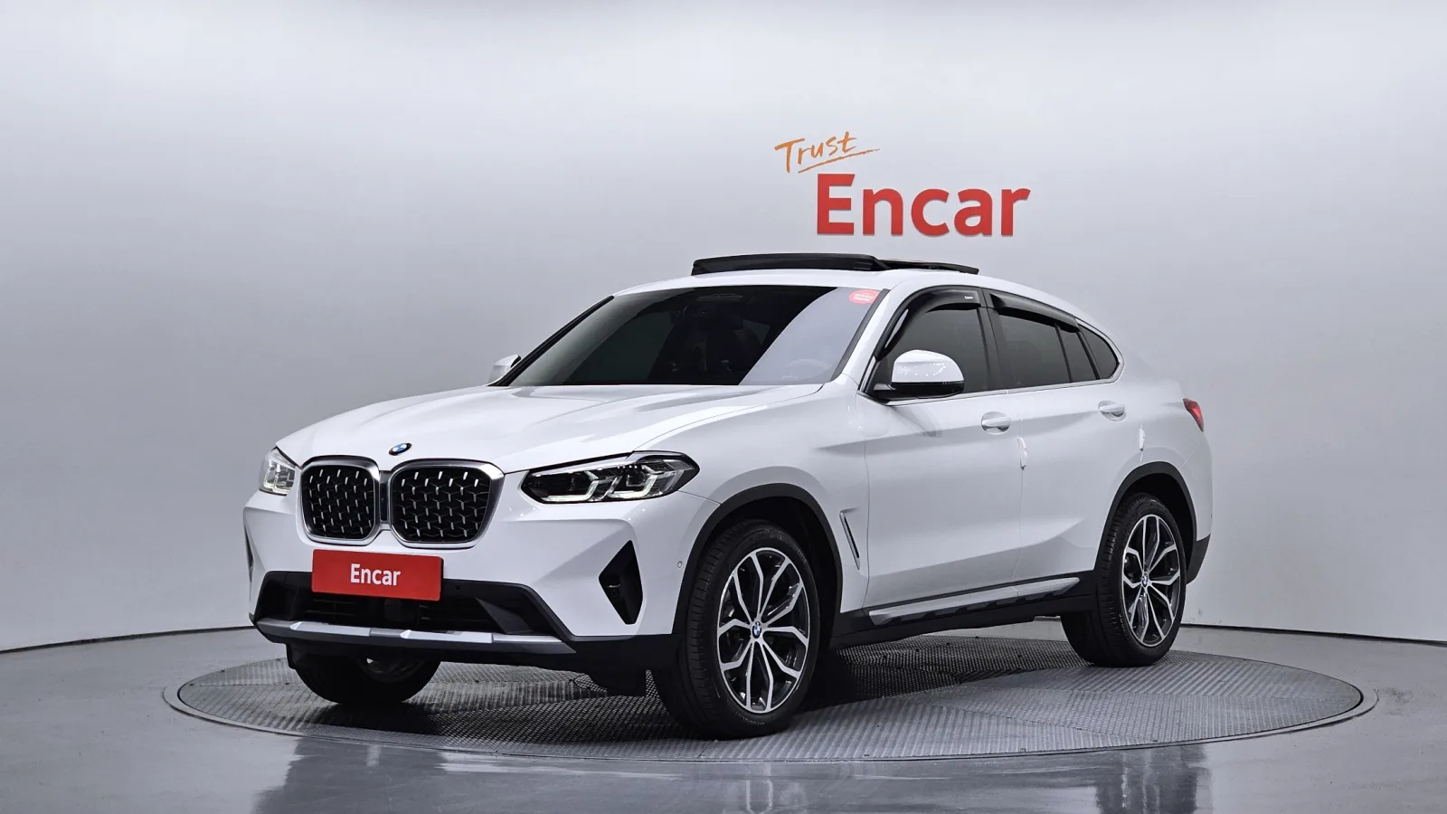 2025 BMW X4