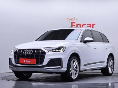 2023 Audi Q7