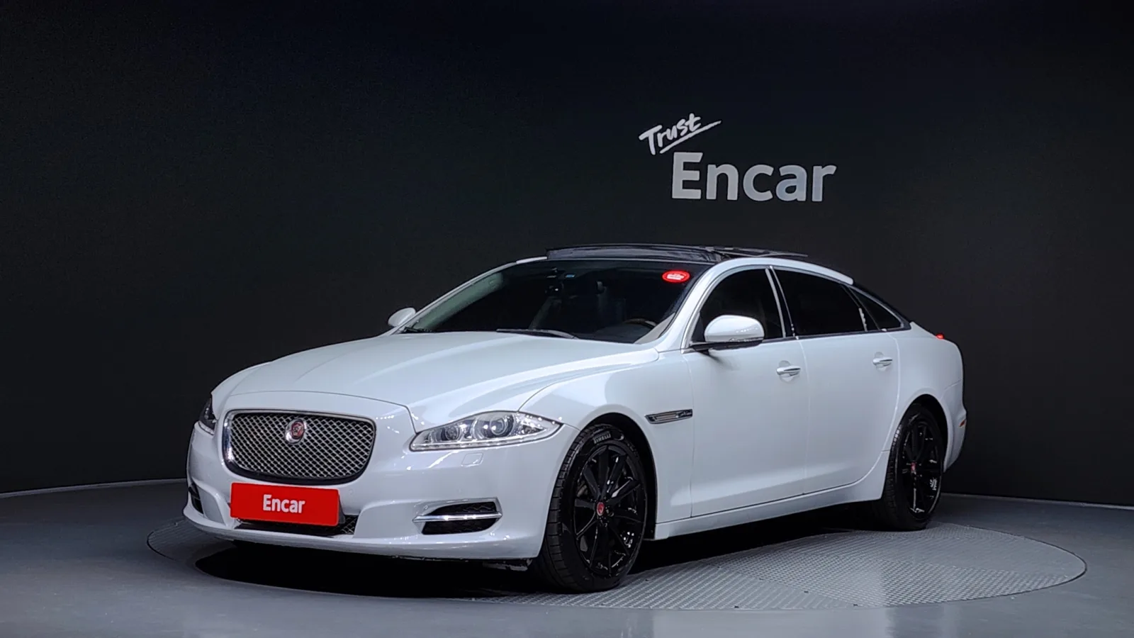 2015 Jaguar XJ