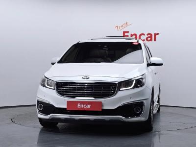 2016 Kia Carnival