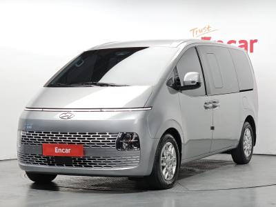 2023 Hyundai Staria