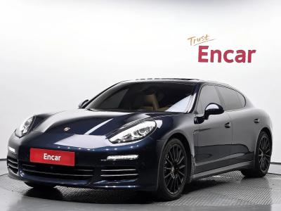 2014 Porsche Panamera