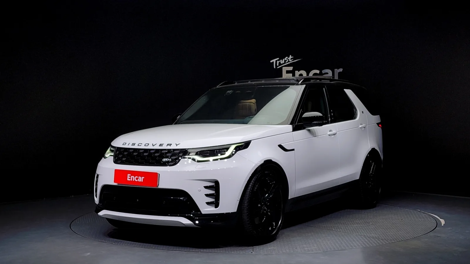 Land Rover Discovery 2024