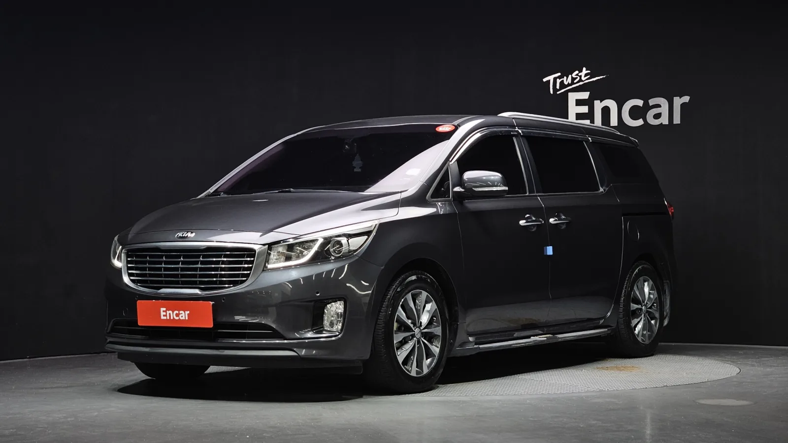 2016 Kia Carnival