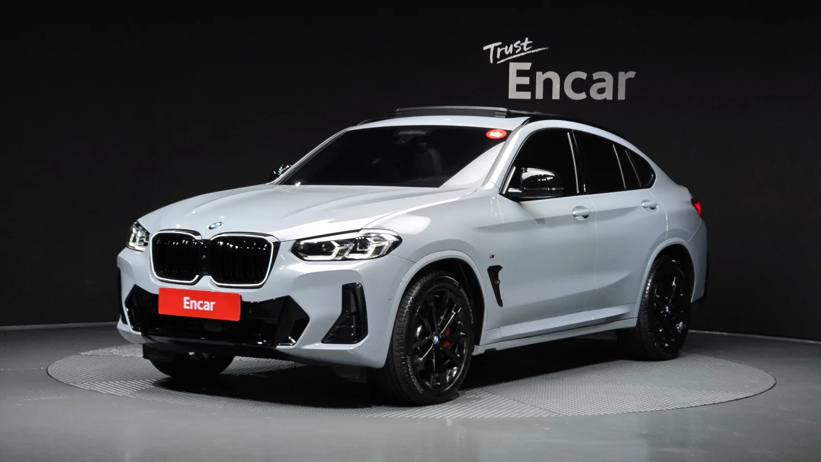 2025 BMW X4