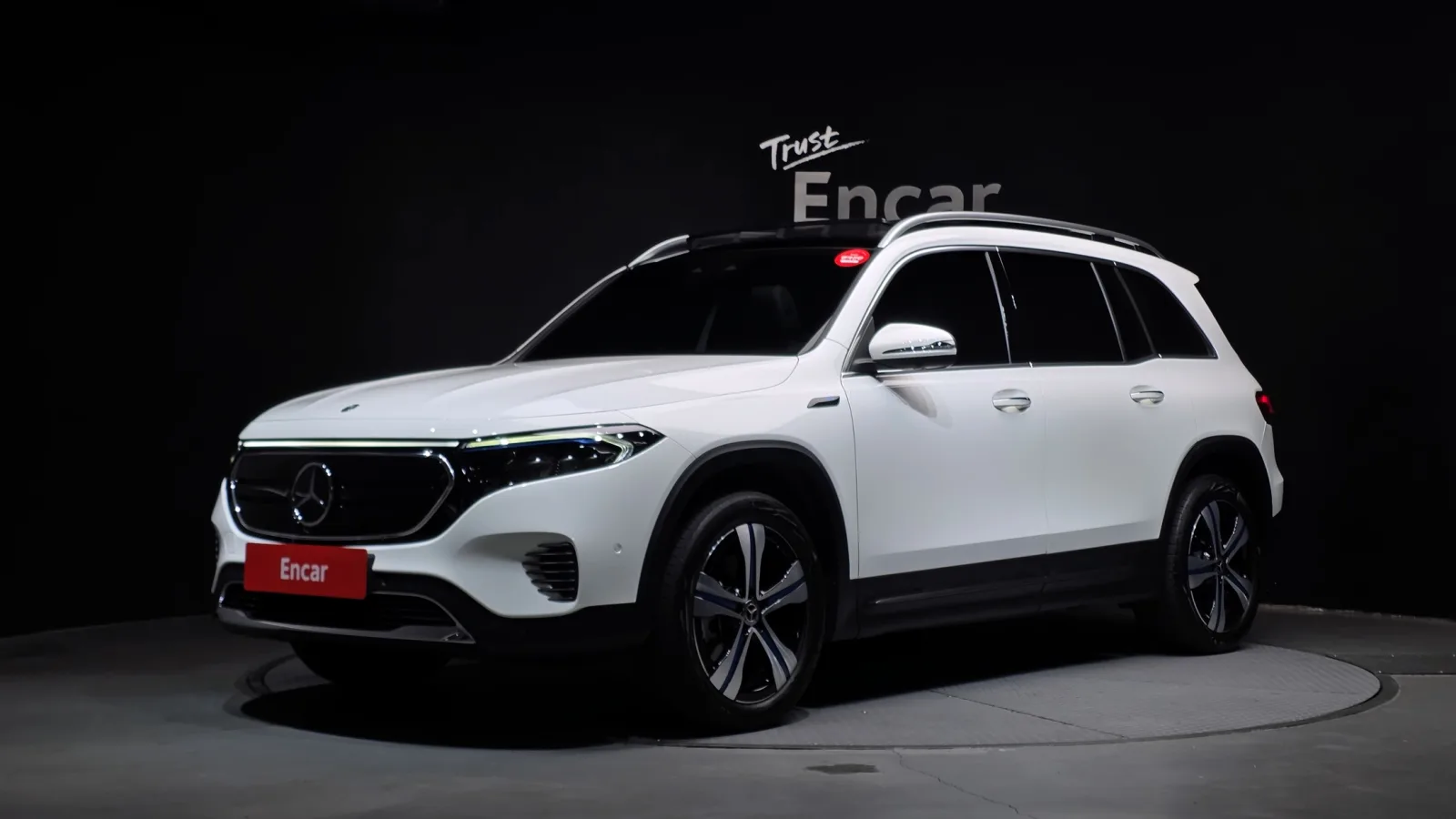 2022 Mercedes-Benz EQB