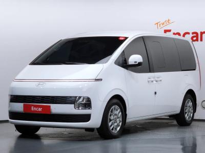 2026 Hyundai Staria