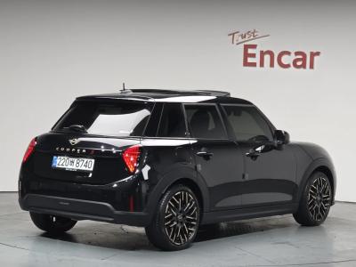 Mini Cooper 2025