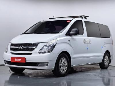 2016 Hyundai Starex