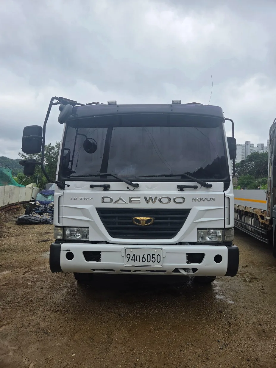 2008 Tata Daewoo Novus Medium Truck