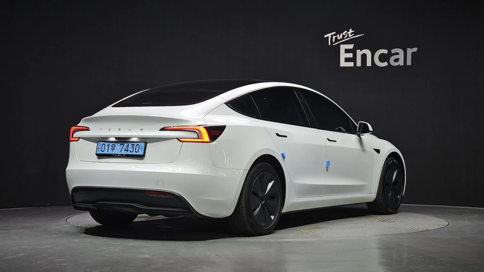 2024 Tesla Model 3