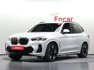 2022 BMW iX3