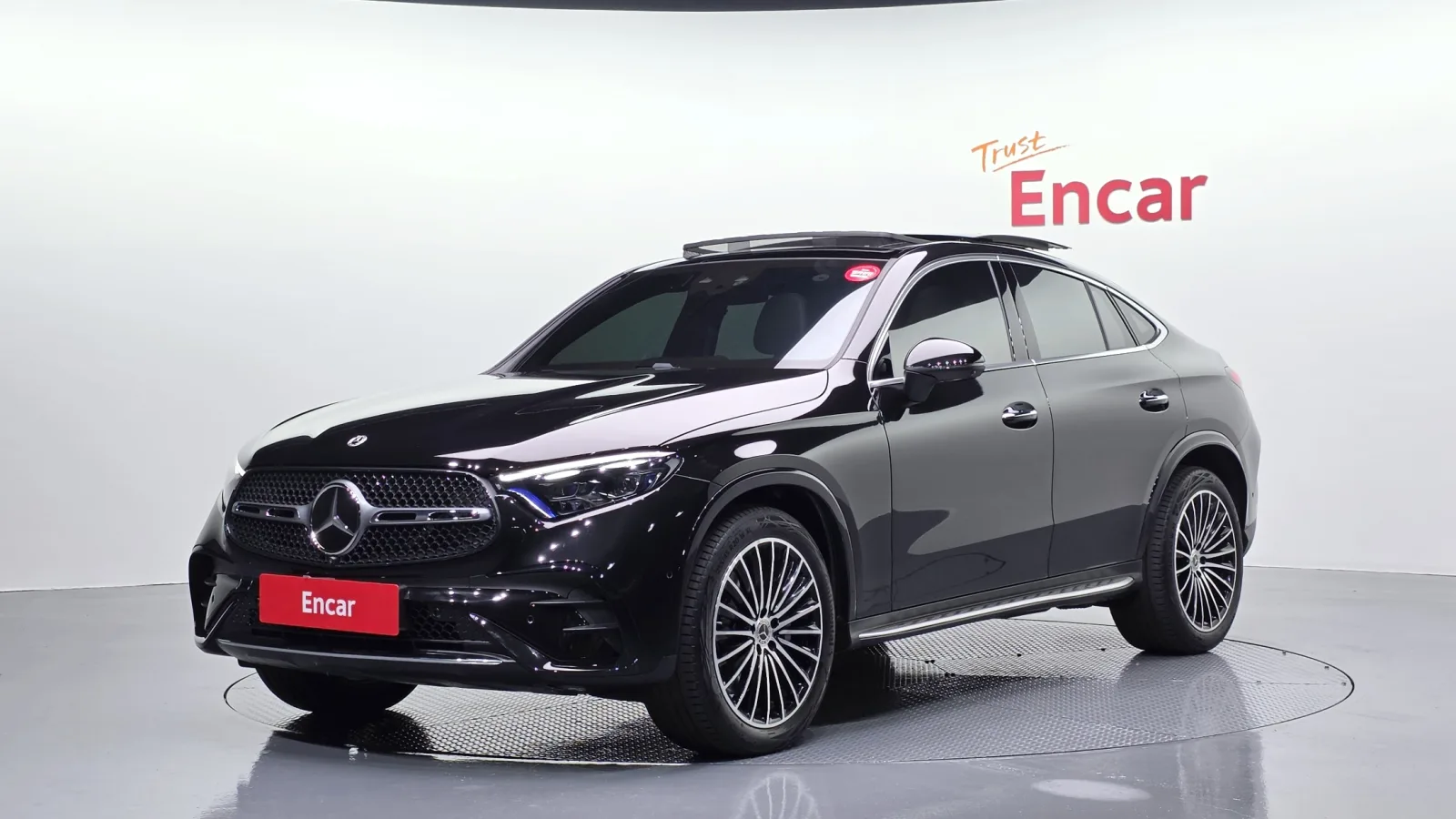 2025 Mercedes-Benz GLC-Class