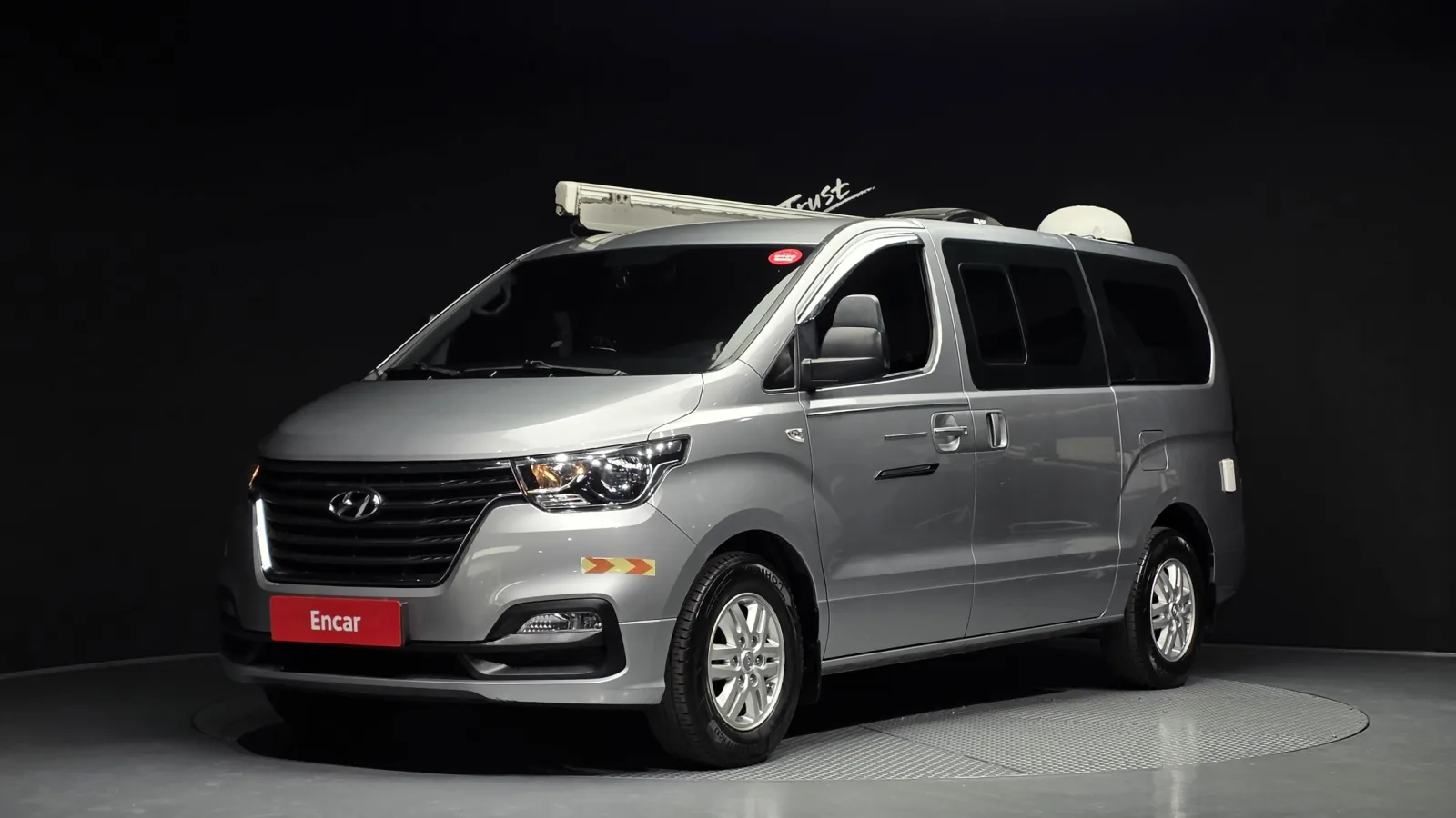 2020 Hyundai Starex