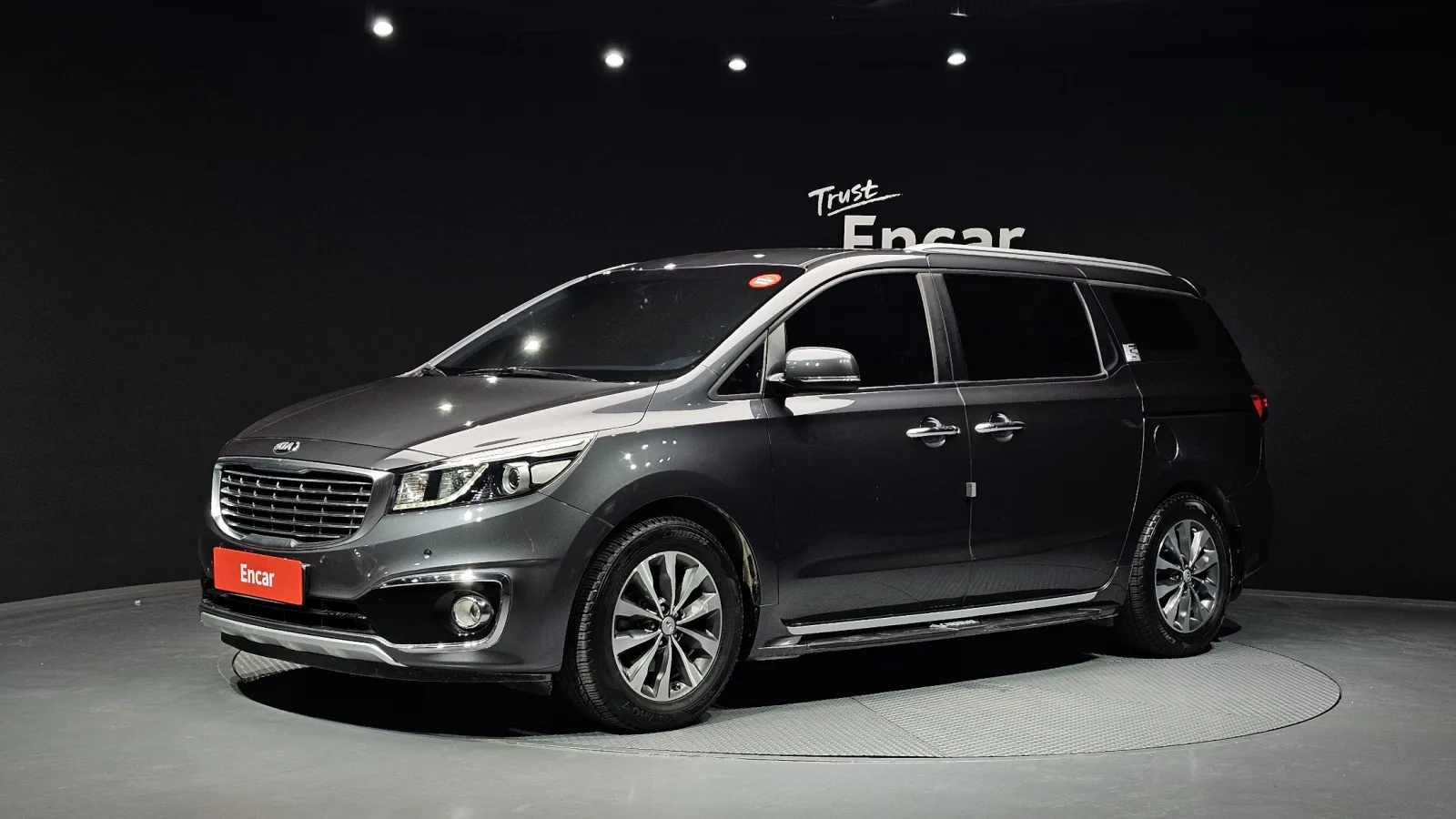 2017 Kia Carnival