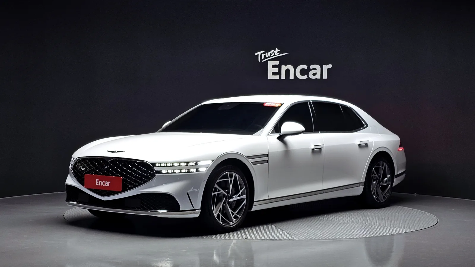 2022 Genesis G90