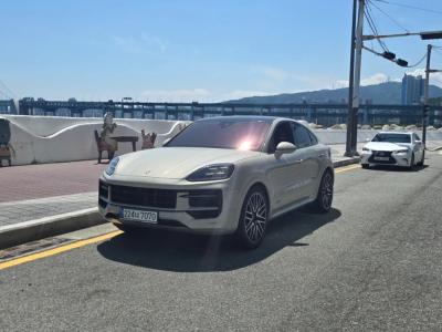 Porsche Cayenne 2025