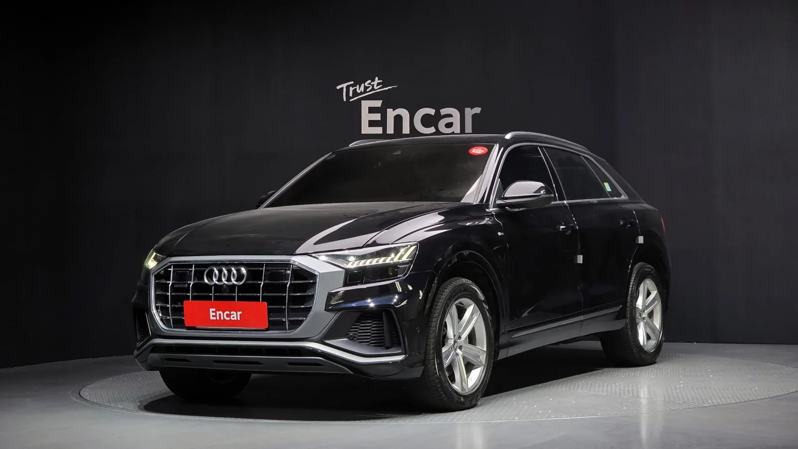 2021 Audi Q8