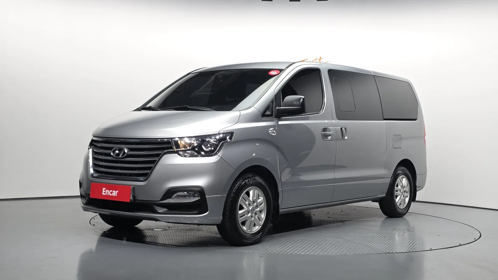 2020 Hyundai Starex