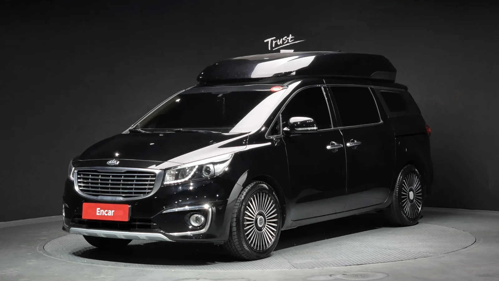 2016 Kia Carnival