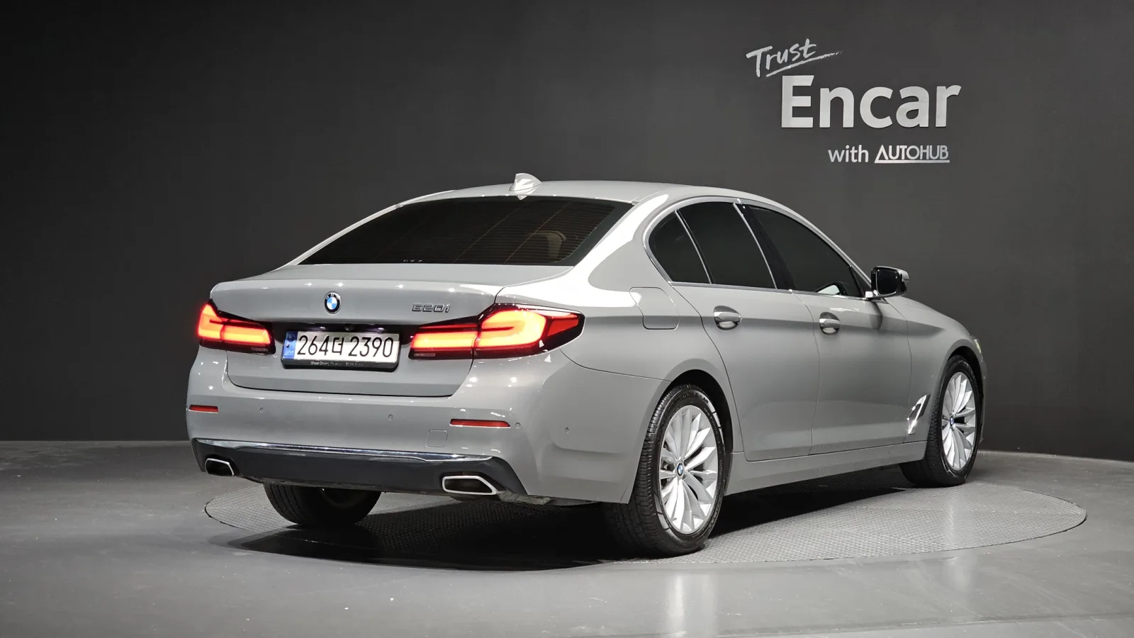 2021 BMW 5-Series