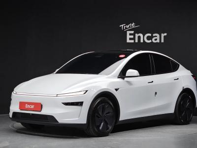 2025 Tesla Model Y
