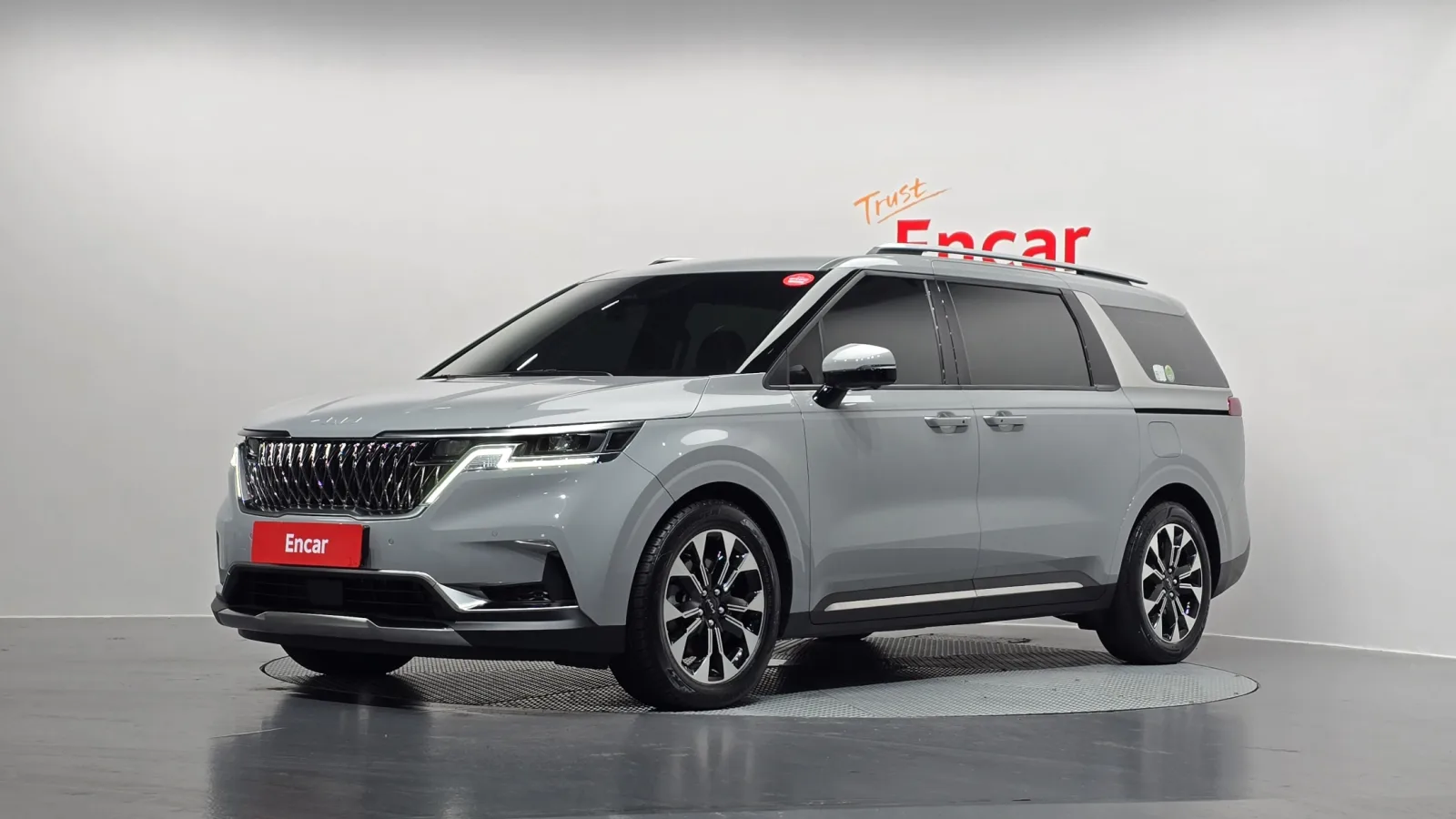 2023 Kia Carnival