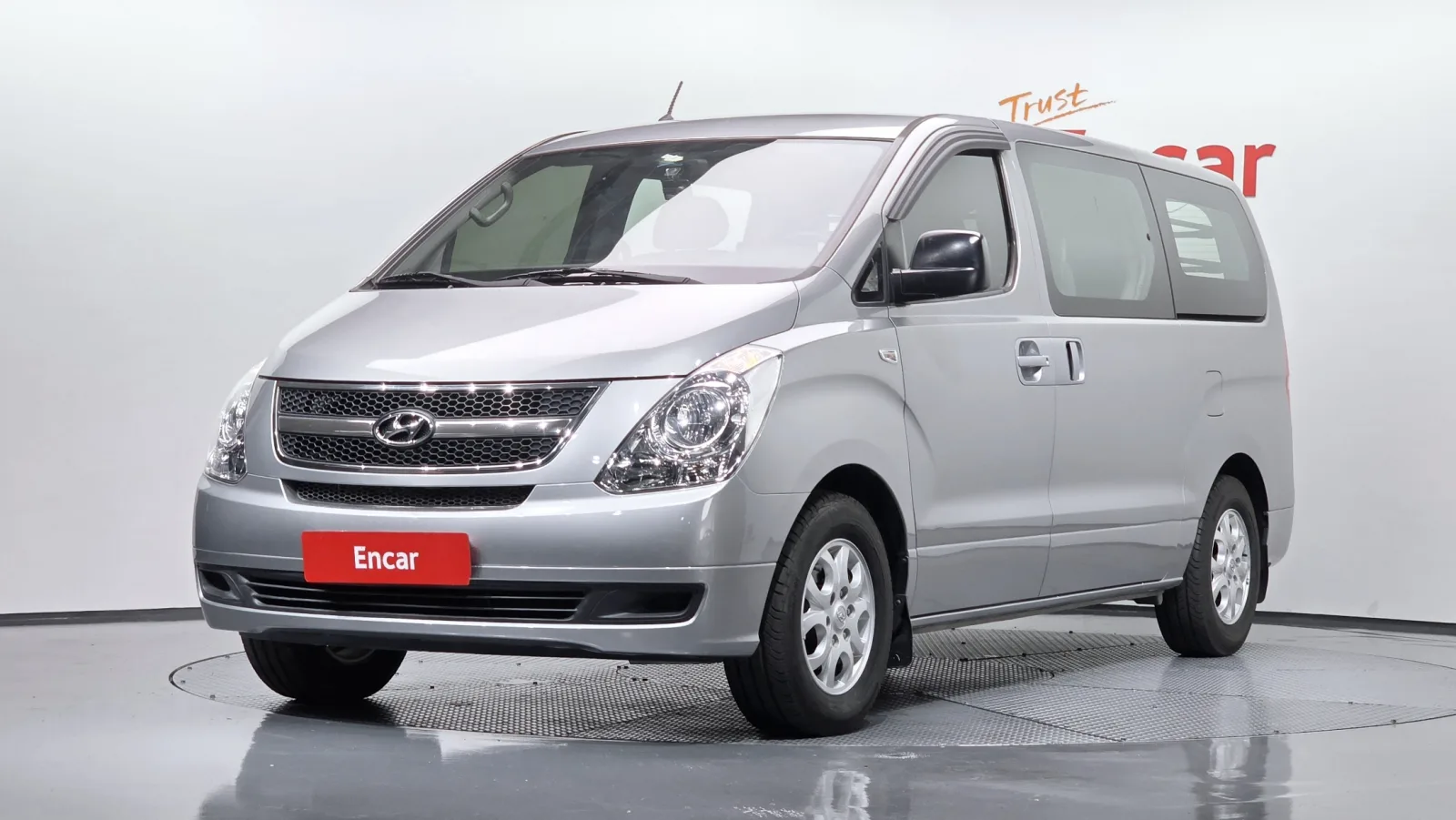 2013 Hyundai Starex