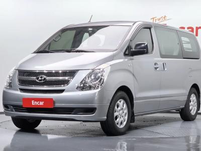 2013 Hyundai Starex