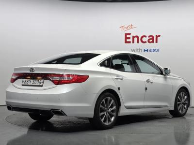 2015 Hyundai Grandeur