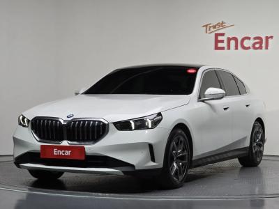 2024 BMW 5-Series