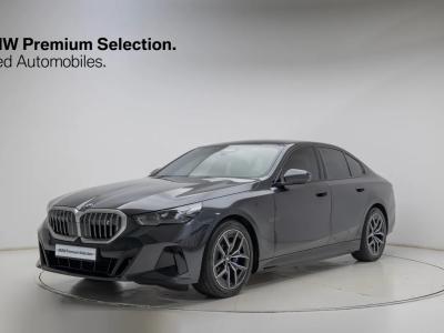 2026 BMW i5