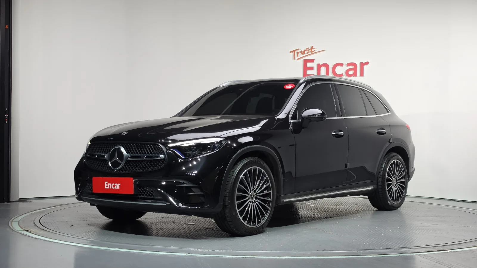 2024 Mercedes-Benz GLC-Class