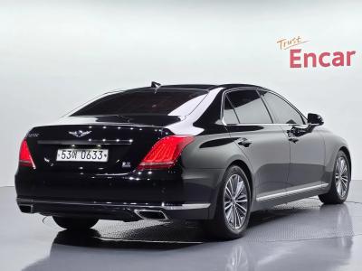 2016 Genesis EQ900