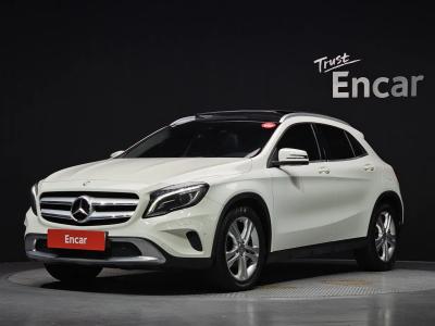 2015 Mercedes-Benz GLA-Class