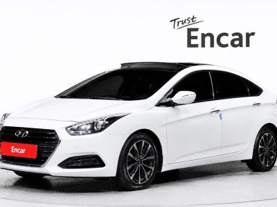 2012 Hyundai i40