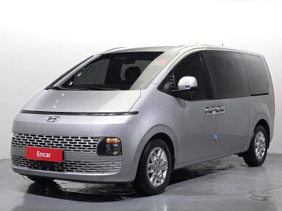 2022 Hyundai Staria
