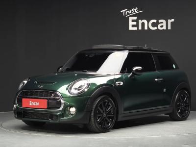 2019 MINI Cooper