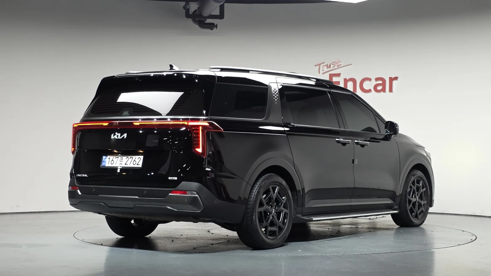 2025 Kia Carnival