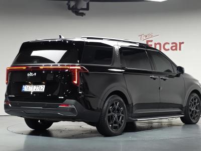 2025 Kia Carnival