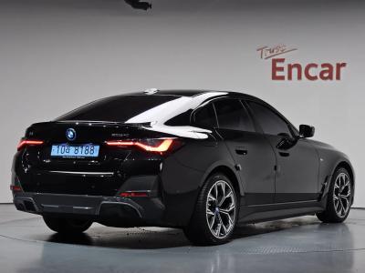 2023 BMW i4