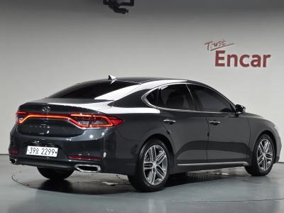 2018 Hyundai Grandeur